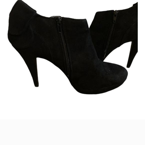 Impo Black Suede Ankle Booties Womens Size 6.5 M Bow - Picture 5 of 5